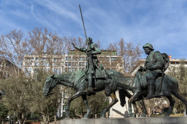 Madrid España Enero 2018 Monumento Cervantes Don Quijote Sancho Panza — Foto de Stock