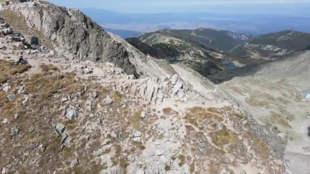 Erstaunliche Luftaufnahme Des Rila Berges Der Nähe Des Musala Gipfels — Stockvideo
