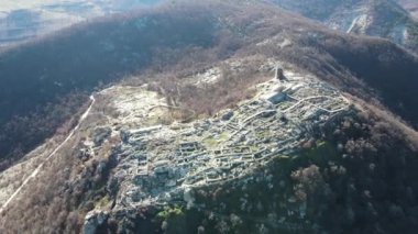 Bulgaristan 'ın Kardzhali Bölgesi, Perperikon antik Trakya kentinin hava manzarası