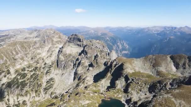 Vista Aérea Incrível Montanha Rila Perto Pico Malyovitsa Bulgária — Vídeo de Stock