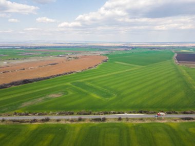 Bulgaristan 'ın Filibe Bölgesi Parvomay kasabası yakınlarındaki Yukarı Trakya Ovası' nın hava manzarası