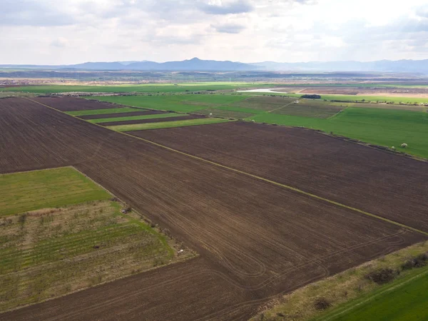 Bulgaristan 'ın Filibe Bölgesi Parvomay kasabası yakınlarındaki Yukarı Trakya Ovası' nın hava manzarası
