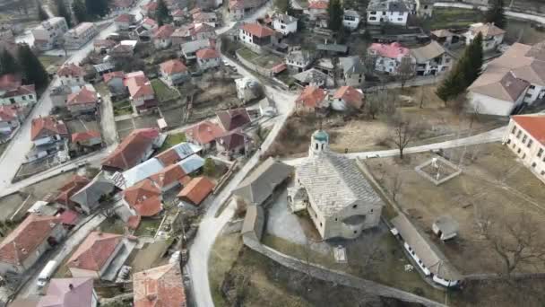 Flygfoto Över Byn Hvoyna Smolyan Region Bulgarien — Stockvideo