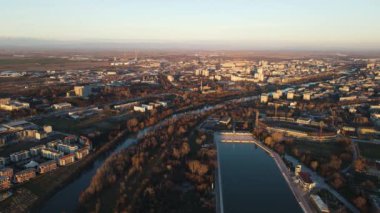 Bulgaristan 'ın Filibe kentindeki Kürek Mekanı' nın hava gün batımı manzarası