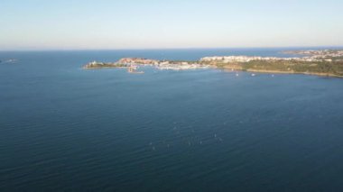 Bulgaristan 'ın Burgaz Bölgesi Sozopol kentinin şaşırtıcı hava manzarası