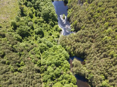 Sofya Bölgesi, Bulgaristan 'daki Lozenska Dağı' ndaki Sua Gabra Gölleri 'nin hava manzarası