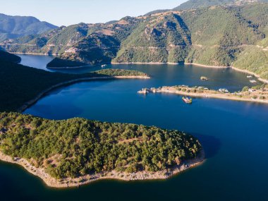 Vacha (Antonivanovtsi) Reservoir, Rodop Dağları, Filibe Bölgesi, Bulgaristan