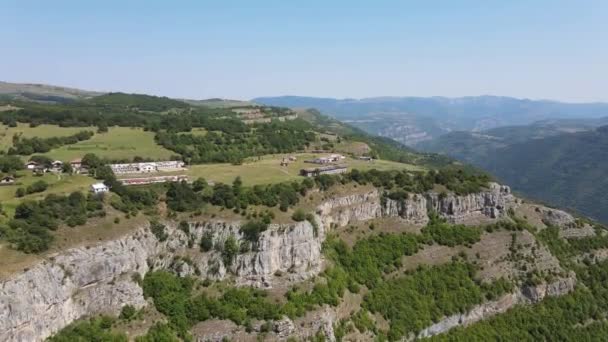 Vista Aérea Montanha Stara Planina Perto Aldeia Zasele Bulgária — Vídeo de Stock