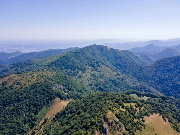 Vista Aérea Montaña Balcánica Cerca Ciudad Teteven Región Lovech Bulgaria —  Fotos de Stock