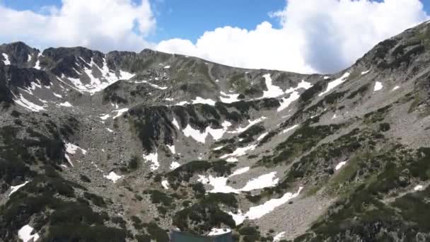 Vista Aérea Incrível Montanha Pirin Perto Lago Muratovo Bulgária — Vídeo de Stock