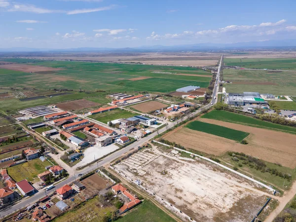 Bulgaristan 'ın Filibe Bölgesi' nin Tsalapitsa köyünün hava manzarası