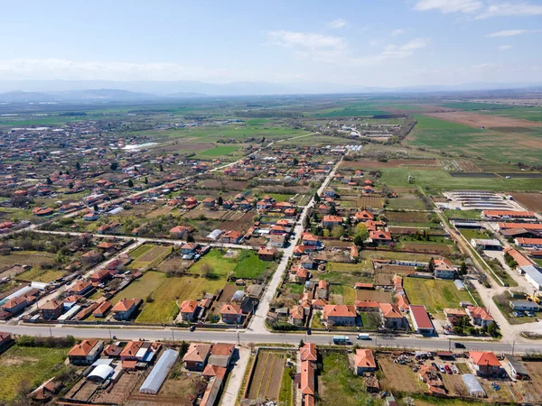 ブルガリア プロヴディフ州ツァラピツァ村の空中風景 — ストック写真