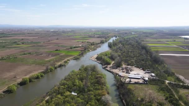 Vista Aérea Del Río Chepelarska Vertiendo Río Maritsa Cerca Ciudad — Vídeos de Stock