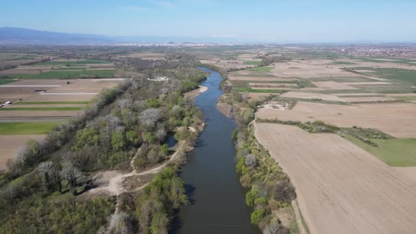 Widok Powietrza Rzekę Chepelarską Wlewającą Się Rzeki Maritsa Pobliżu Miasta — Wideo stockowe