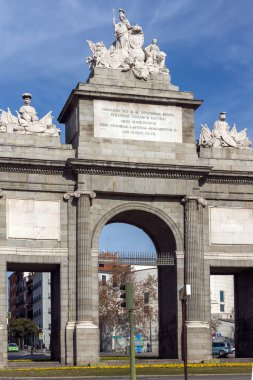 Madrid, İspanya - 23 Ocak 2018: görünüm Puerta de Toledo şehir Madrid, İspanya, Amazing
