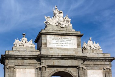 Madrid, İspanya - 23 Ocak 2018: görünüm Puerta de Toledo şehir Madrid, İspanya, Amazing