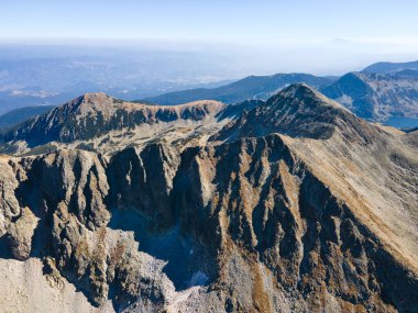 Polezhan zirvesi, Pirin Dağı, Bulgaristan etrafındaki şaşırtıcı hava manzarası