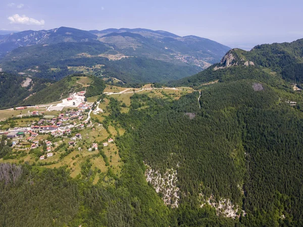 Bulgaristan Belintash Kenti Yakınlarındaki Rodop Dağlarının Hava Manzarası — Stok fotoğraf