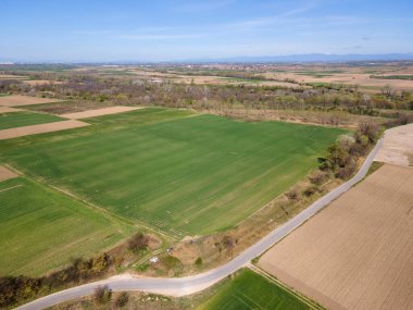 Bulgaristan 'ın Filibe kenti yakınlarındaki Yukarı Trakya Ovası' nın Hava Günbatımı manzarası
