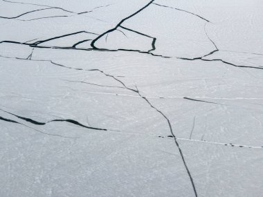 Bulgaristan 'ın Pazardzhik Bölgesi, buzla kaplı Batak Barajı' nın kış manzarası