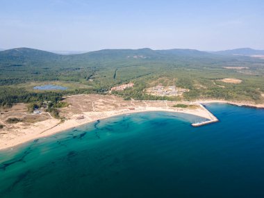 Bulgaristan 'ın Burgaz Bölgesi, Arkutino plajının şaşırtıcı hava manzarası