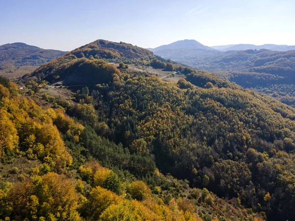 Niesamowity Jesienny Krajobraz Góry Erul Pobliżu Szczytu Kamenititsa Obwód Pernicki — Zdjęcie stockowe
