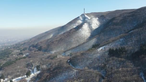 Vista Aérea Invierno Montaña Vitosha Cerca Del Distrito Boyana Ciudad — Vídeos de Stock