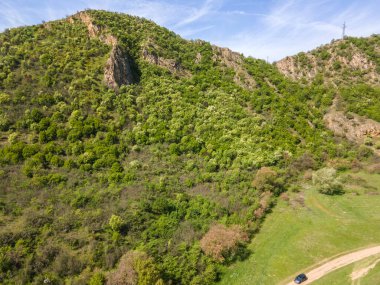 Bulgaristan 'ın Kozhuh Dağı ve Petrich vadisinin hava manzarası