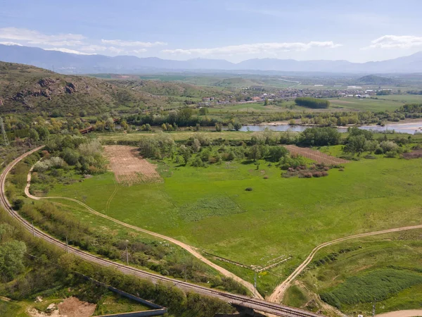 Bulgaristan 'ın Kozhuh Dağı ve Petrich vadisinin hava manzarası