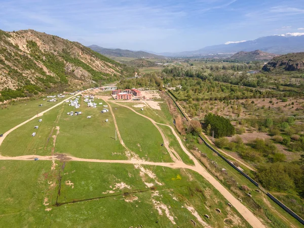 Bulgaristan 'ın Kozhuh Dağı ve Petrich vadisinin hava manzarası