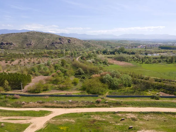 Bulgaristan 'ın Kozhuh Dağı ve Petrich vadisinin hava manzarası