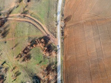 Bulgaristan 'ın Haskovo Bölgesi Topolovgrad kasabası yakınlarındaki Sakar Dağı' nın hava manzarası