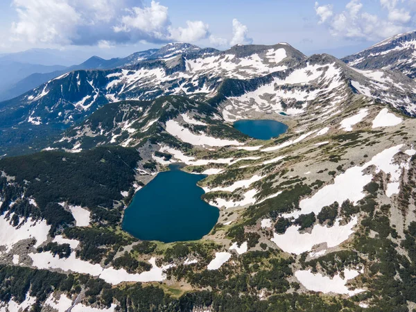Bulgaristan 'ın Kremenski gölleri yakınlarındaki Pirin Dağı' nın şaşırtıcı hava manzarası