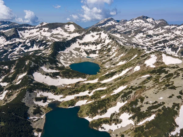 Bulgaristan 'ın Kremenski gölleri yakınlarındaki Pirin Dağı' nın şaşırtıcı hava manzarası