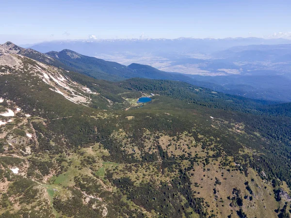 Bulgaristan 'ın Kremenski gölleri yakınlarındaki Pirin Dağı' nın şaşırtıcı hava manzarası
