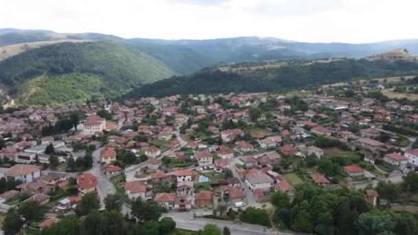 Αεροφωτογραφία Της Ιστορικής Πόλης Klisura Plovdiv Region Βουλγαρία — Αρχείο Βίντεο