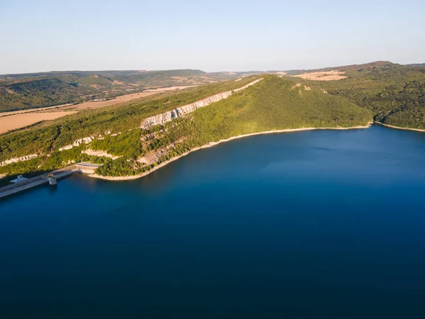 Bulgaristan 'ın Aleksandar Stamboliyski Reservoir, Gabrovo ve Veliko Tarnovo bölgelerinin hava manzarası