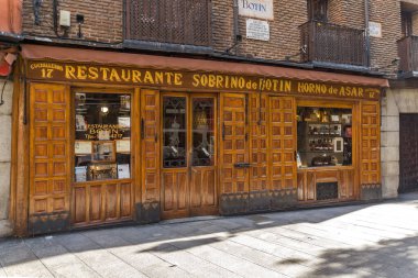 Madrid, İspanya - 23 Ocak 2018: Cephe, Sobrino de Botin Restoran şehir, Madrid, İspanya