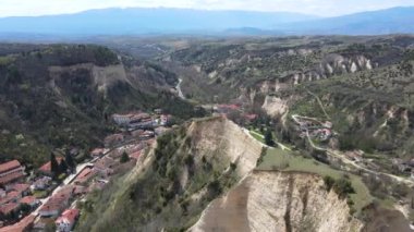Bulgaristan 'ın Blagoevgrad bölgesinin tarihi Melnik kasabasının hava manzarası