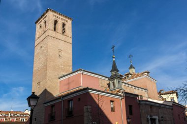 MADRID, İSPAN - 23 HAZİRAN 2018: Madrid 'deki San Pedro el Real Kilisesi' nin inanılmaz manzarası