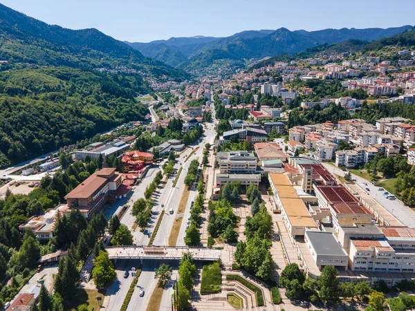 Bulgaristan 'ın Smolyan kentinin şaşırtıcı hava manzarası