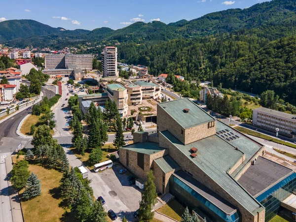 Bulgaristan 'ın Smolyan kentinin şaşırtıcı hava manzarası