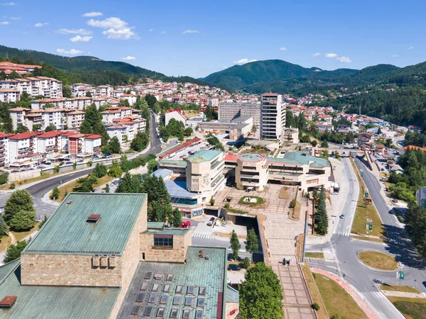 Bulgaristan 'ın Smolyan kentinin şaşırtıcı hava manzarası