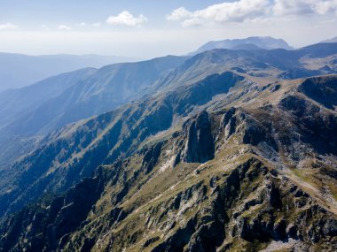 Bulgaristan 'ın Malyovitsa zirvesi yakınlarındaki Rila Dağı' nın şaşırtıcı hava manzarası