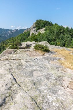 Belintash, Bulgaristan 'ın Rodop Dağları' ndaki tanrı Sabazios 'a adanmıştır.