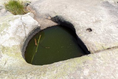 Belintash, Bulgaristan 'ın Rodop Dağları' ndaki tanrı Sabazios 'a adanmıştır.