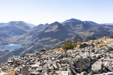 Bulgaristan 'ın Polezhan Tepesi yakınlarındaki Pirin Dağı' nın Şaşırtıcı Manzarası