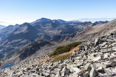 Bulgaristan 'ın Polezhan Tepesi yakınlarındaki Pirin Dağı' nın Şaşırtıcı Manzarası