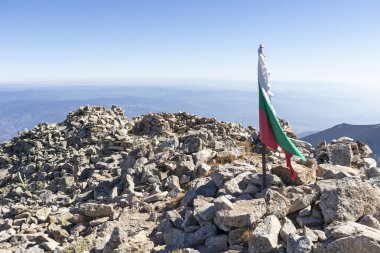 Bulgaristan 'ın Polezhan Tepesi yakınlarındaki Pirin Dağı' nın Şaşırtıcı Manzarası