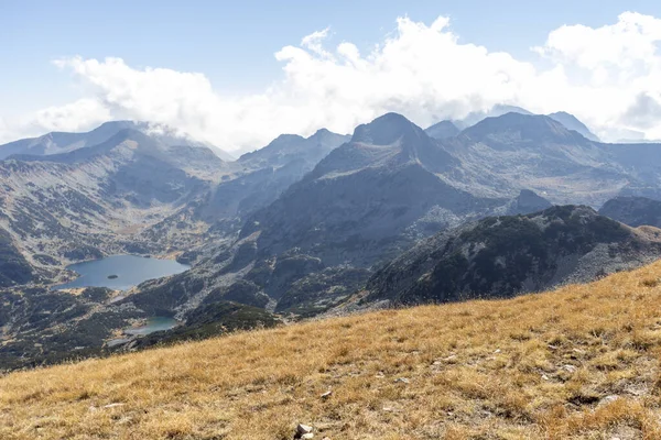 Bulgaristan 'ın Polezhan Tepesi yakınlarındaki Pirin Dağı' nın Şaşırtıcı Manzarası